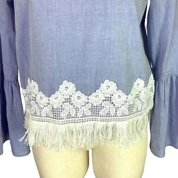 T Tahari Women M Lace Fringe Top Blue Relaxed Cotton Bell Cuff Sleeve Keyhole - Picture 3 of 8